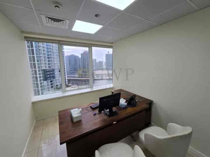 Furnished Office in Business Bay with Vastu Compliance and Parking