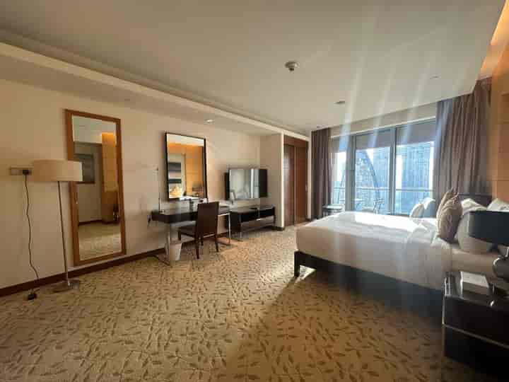 Luxurious Studio in Dubai Mall Residences