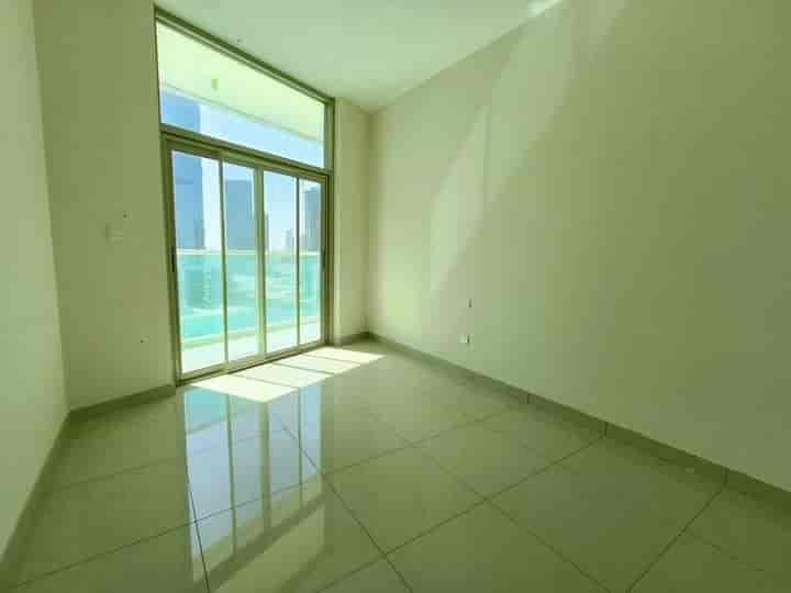 Spacious 3-Bedroom Apartment in Al Reem Island with Stunning Views