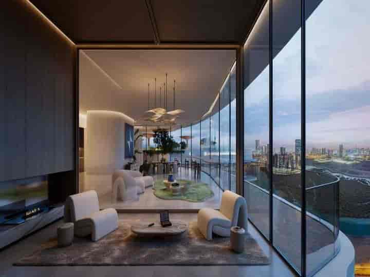 Luxury Waterfront Living on Reem Island