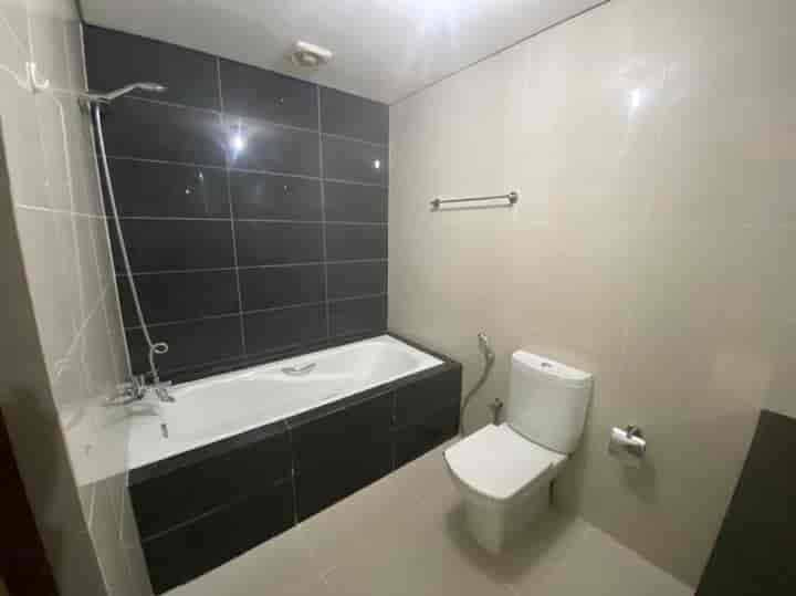 Stylish Apartments with Stunning City views in Marina Blue Tower, Abu Dhabi