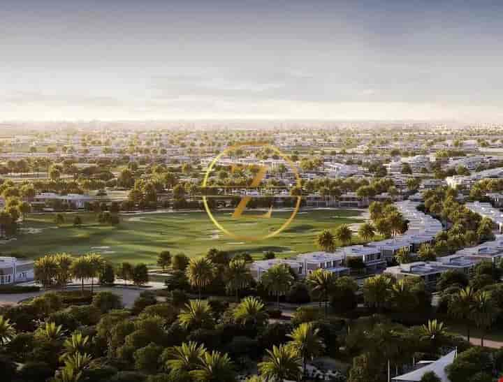 Luxury Towers Overlooking Dubai Hills Golf Course