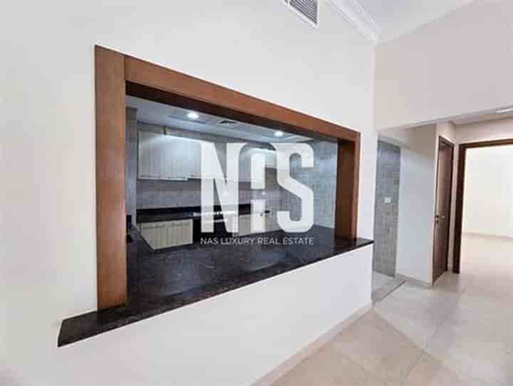 Stylish 2-Bedroom Apartment with Stunning Views in Yas Island, Abu Dhabi