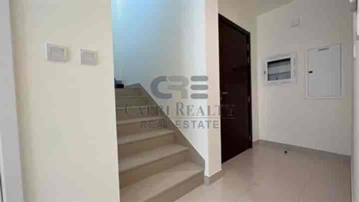 Luxurious 3 Bedroom Townhouse with Stunning Views in Emaar South