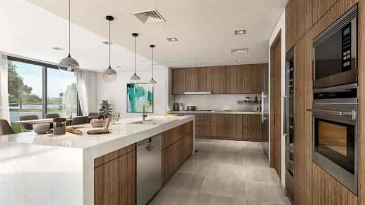 Spacious Townhouses and Villas with World Class Servizi su Yas Island