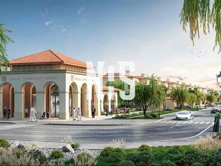 Luxurious 5-Bedroom Villa in Seville Phase, Zayed City