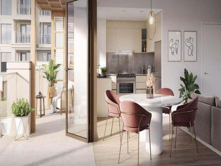 Cozy 2 Bedroom Apartment in Dubai Creek Harbour