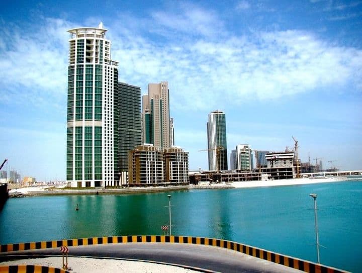 Luxurious Apartments with Stunning Marina Views at Rak Tower