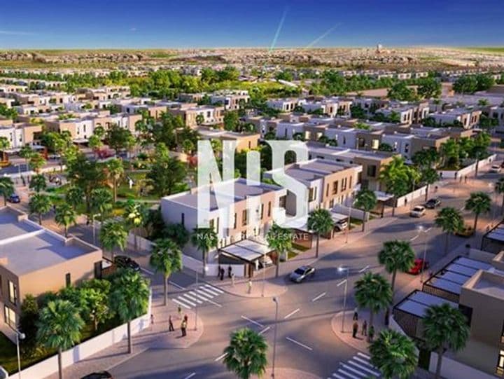 Primo 13,750 metri quadrati Trama d'angolo in Khalifa City