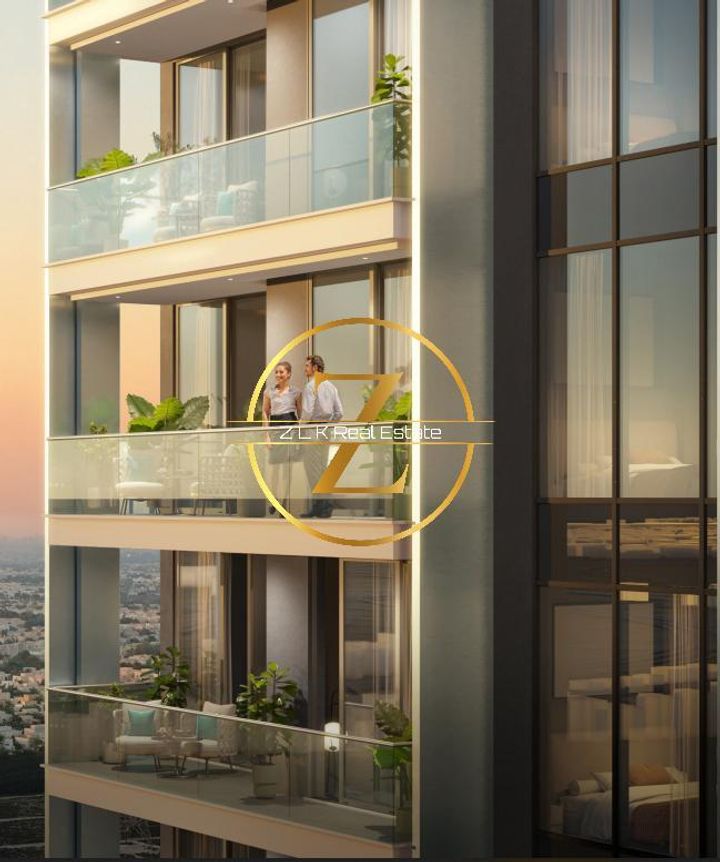 Luxurious Lum1nar Tower 1 with Skyline Views